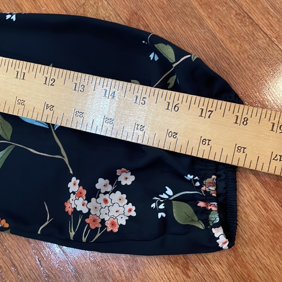 Nanette by Nanette Lepore Black Floral Pin tuck Dress Size 10 Tie Waist Buttons - Picture 13 of 14